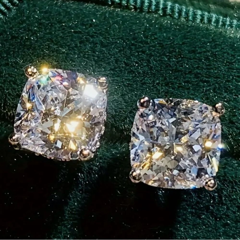 🔷 CZ Diamond solitaire earrings 🔷
